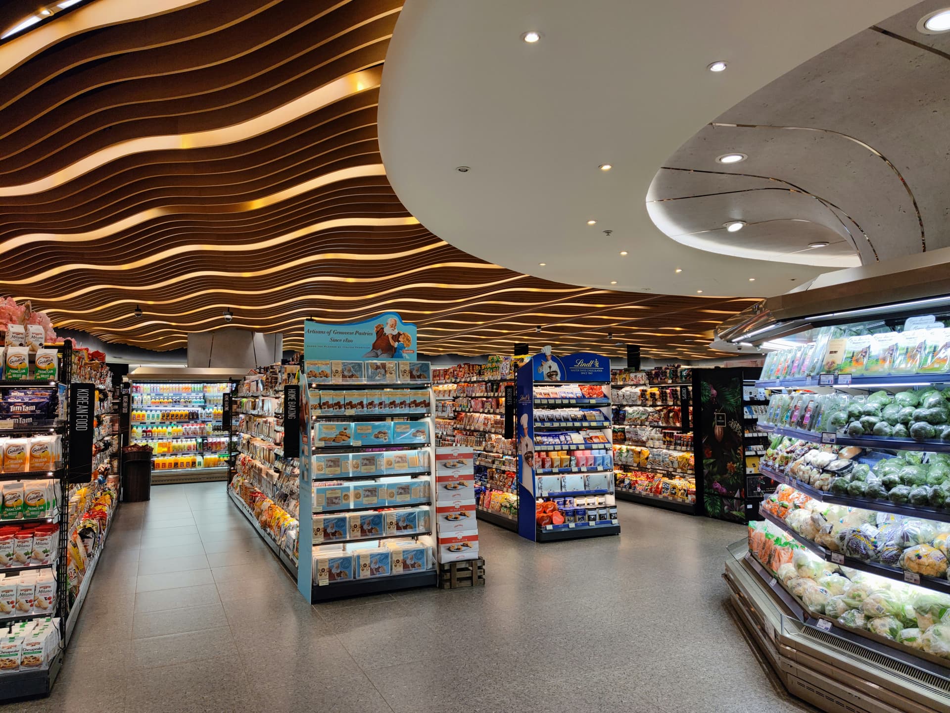 Connected retail floor